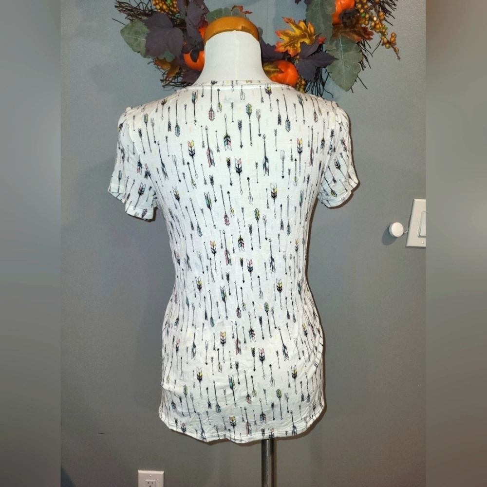 Arrow V-Neck Tee by Mudd - Picture 6 of 14
